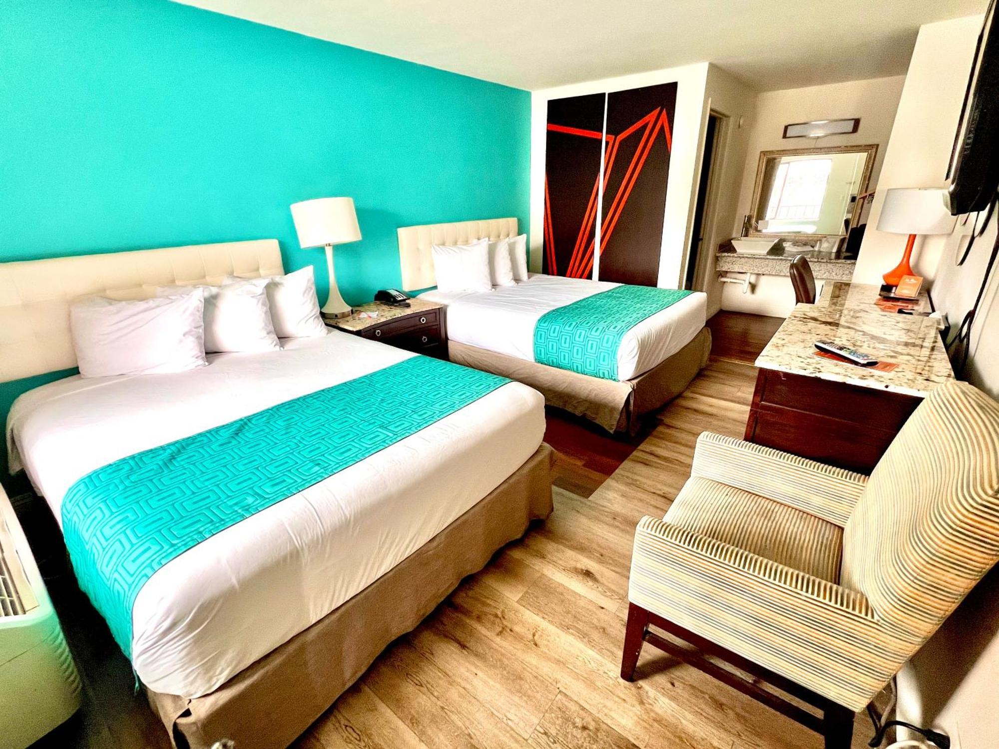 Howard Johnson By Wyndham Downtown Reno Buitenkant foto